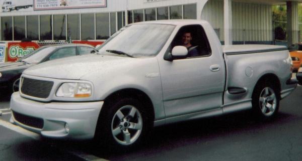 Lightning at Atlanta dragway 001